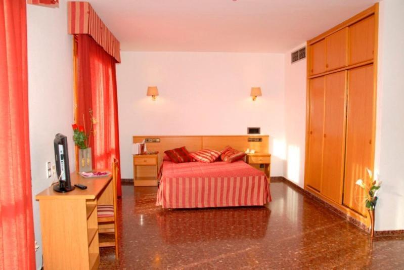 La Imperial Otel Luceni Oda fotoğraf